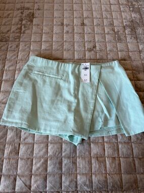 Abercrombie & Fitch Mid Rise Tailored Micro Wrap Mini Skort